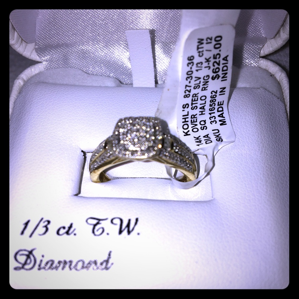 Halo 1/3 ctTW Diamond Ring